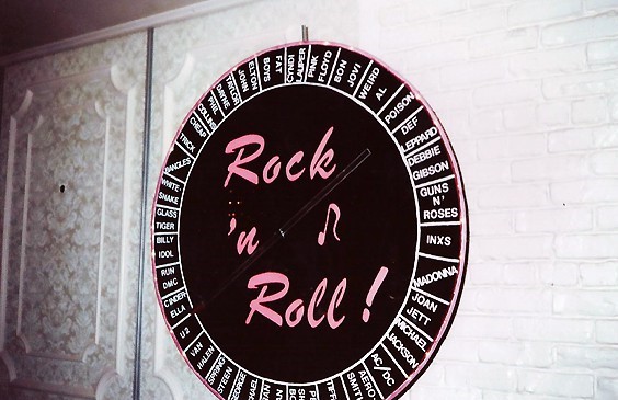 ROCK 'N ROLL WHEEL